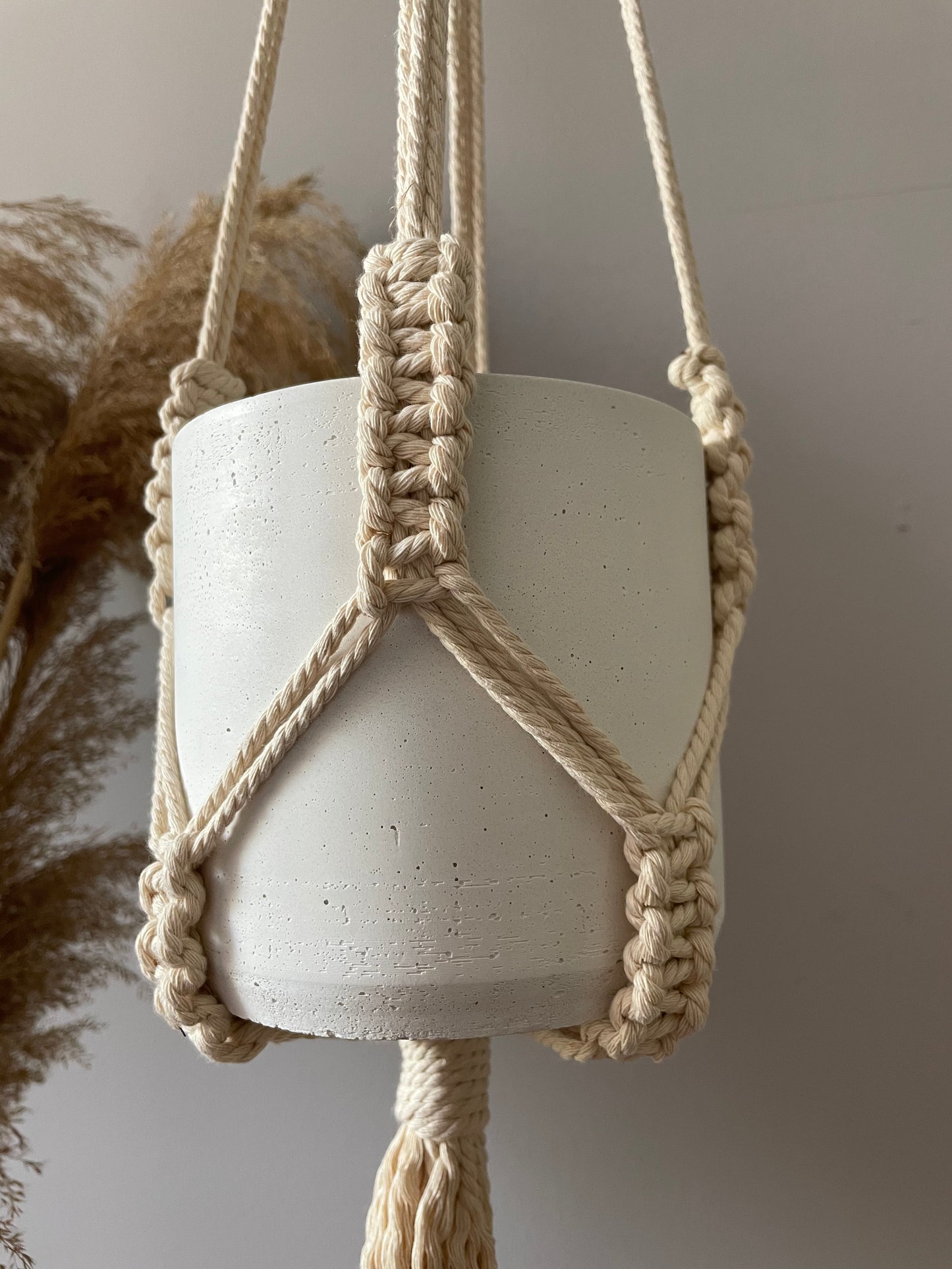 Macrame I - The Basic Knot